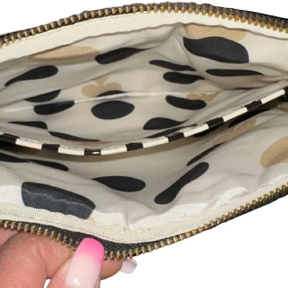 Kate Spade padded vinyl crossbody bag - Picture 4 of 6